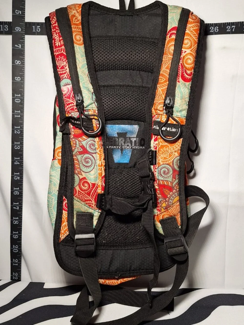 Vibedration Hydration Backpack w/o bladder green/turquoise/orange pattern - Used